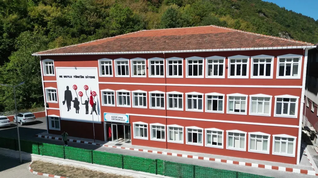 İnebolu Azize Ana Ortaokulu fotoğrafı