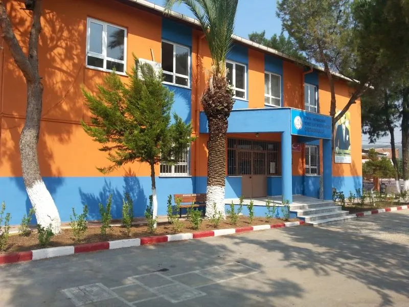 Görece Şehit Mustafa Mutlu Ortaokulu fotoğrafı