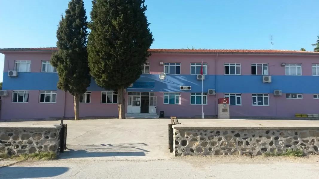 Bülent Okan Ortaokulu fotoğrafı