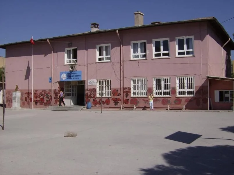 Osman Nuri Ersezgin İlkokulu