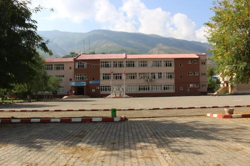 Köprülü Mükerrem Akhanlı Yatılı Bölge Ortaokulu fotoğrafı