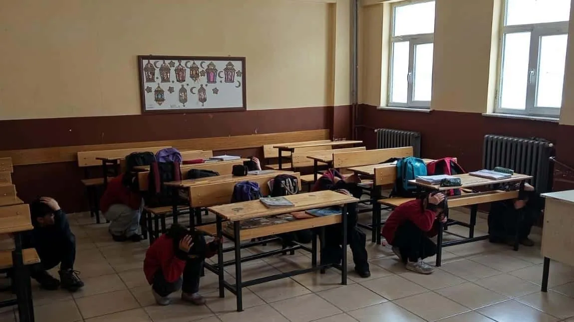 Taşlıçay Yatılı Bölge Ortaokulu fotoğrafı