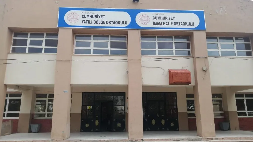 Cumhuriyet Ortaokulu