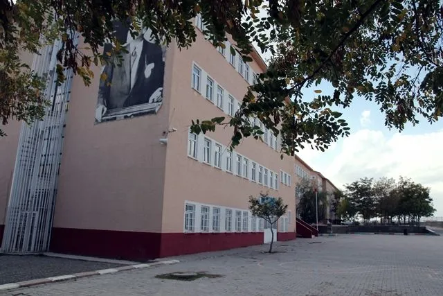 Erentepe Yatılı Bölge Ortaokulu fotoğrafı