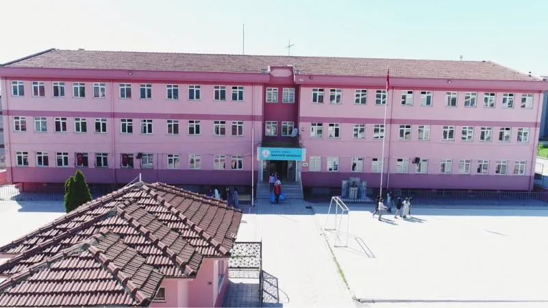 Hendek İmam Hatip Ortaokulu fotoğrafı