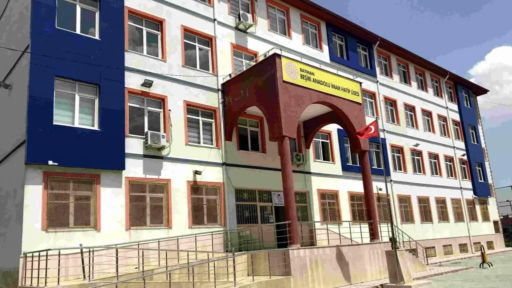 Beşiri Anadolu İmam Hatip Lisesi fotoğrafı