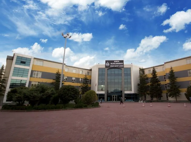 Uluslararası Mevlana Anadolu İmam Hatip Lisesi fotoğrafı