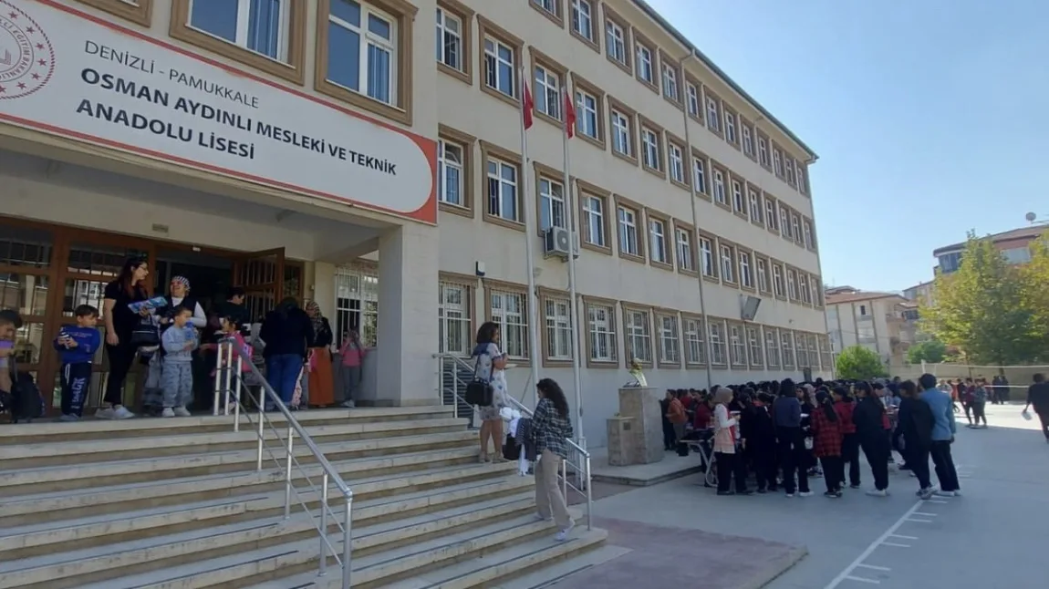 Osman Aydınlı Kız Mesleki Ve Teknik Anadolu Lisesi fotoğrafı