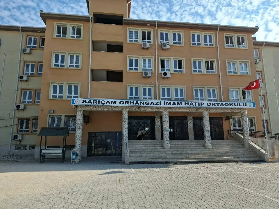 Sarıçam Orhangazi İmam Hatip Ortaokulu fotoğrafı