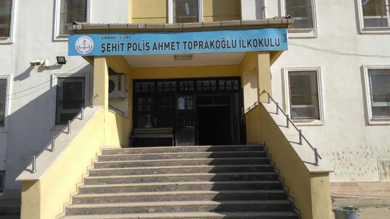 Şehit Polis Ahmet Toprakoğlu İlkokulu fotoğrafı