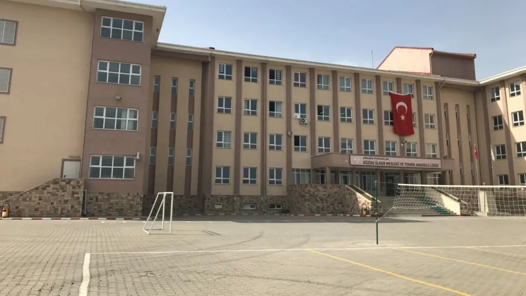 Güzide Ülker Ticaret Mesleki Ve Teknik Anadolu Lisesi