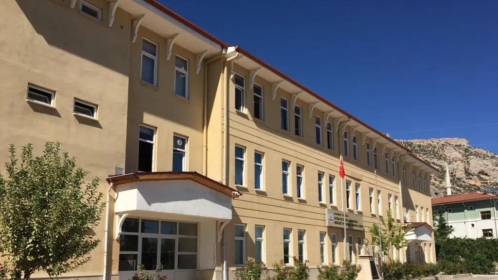 Fatma Ve Nadir Haranioğlu Ticaret Mesleki Ve Teknik Anadolu Lisesi