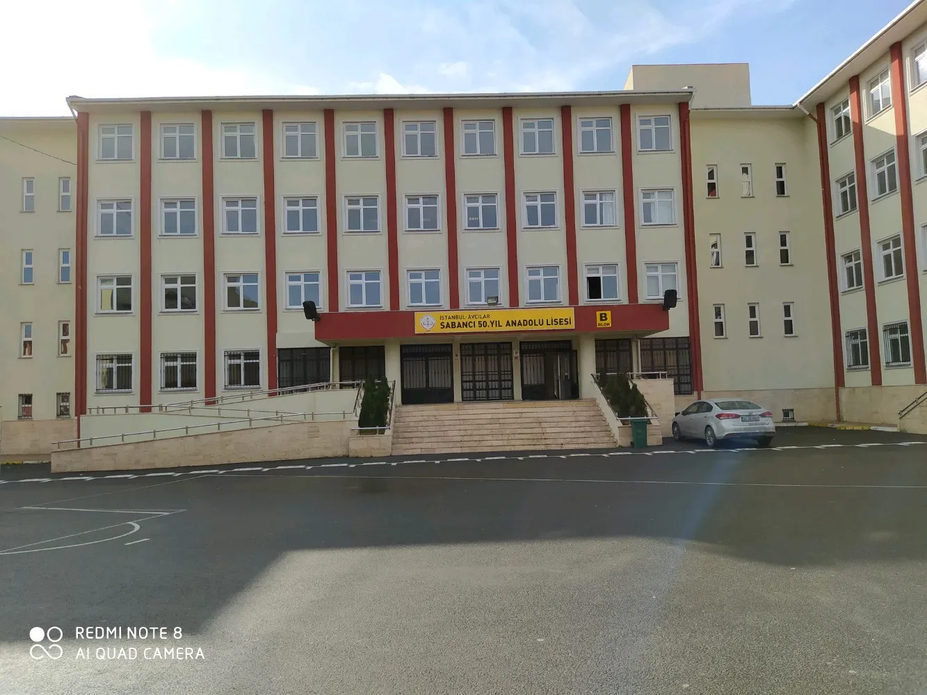 Sabancı 50. Yıl Anadolu Lisesi fotoğrafı