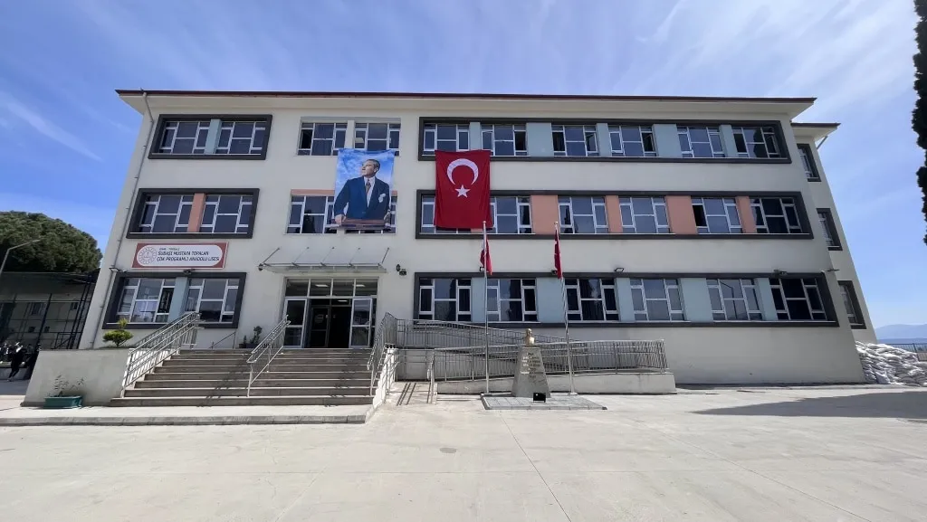 Torbalı Subaşı Mustafa Topalan Mesleki Ve Teknik Anadolu Lisesi fotoğrafı