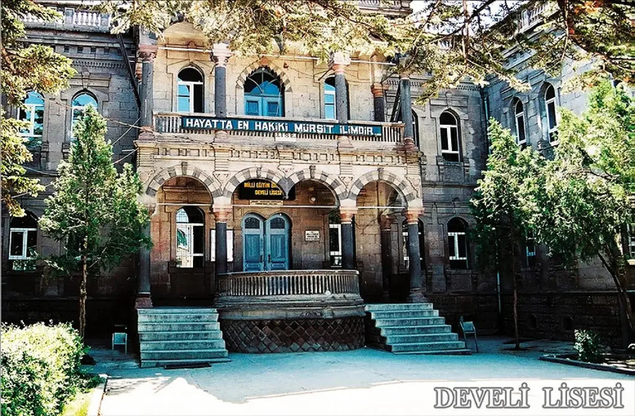 Develi Lisesi fotoğrafı