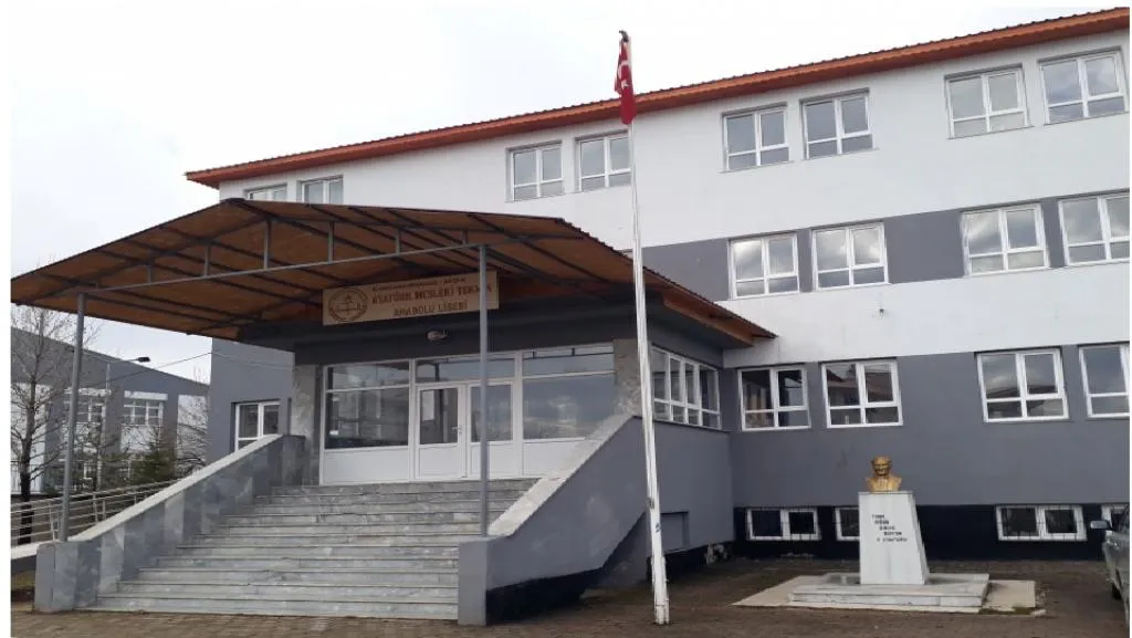 Atatürk Mesleki Ve Teknik Anadolu Lisesi