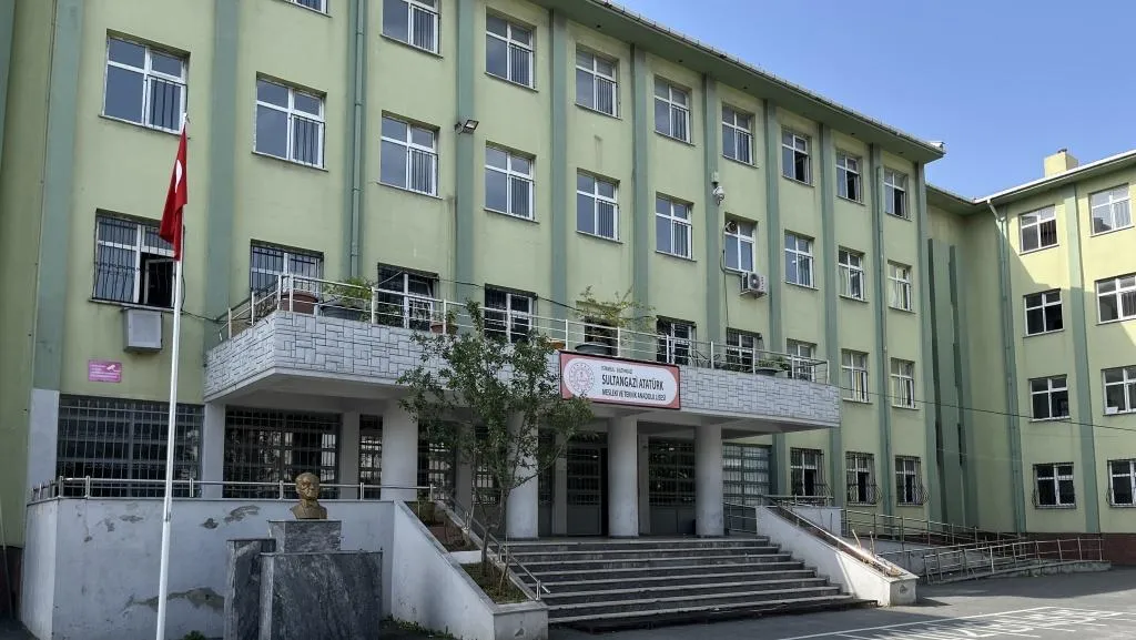 Sultangazi Atatürk Mesleki Ve Teknik Anadolu Lisesi fotoğrafı