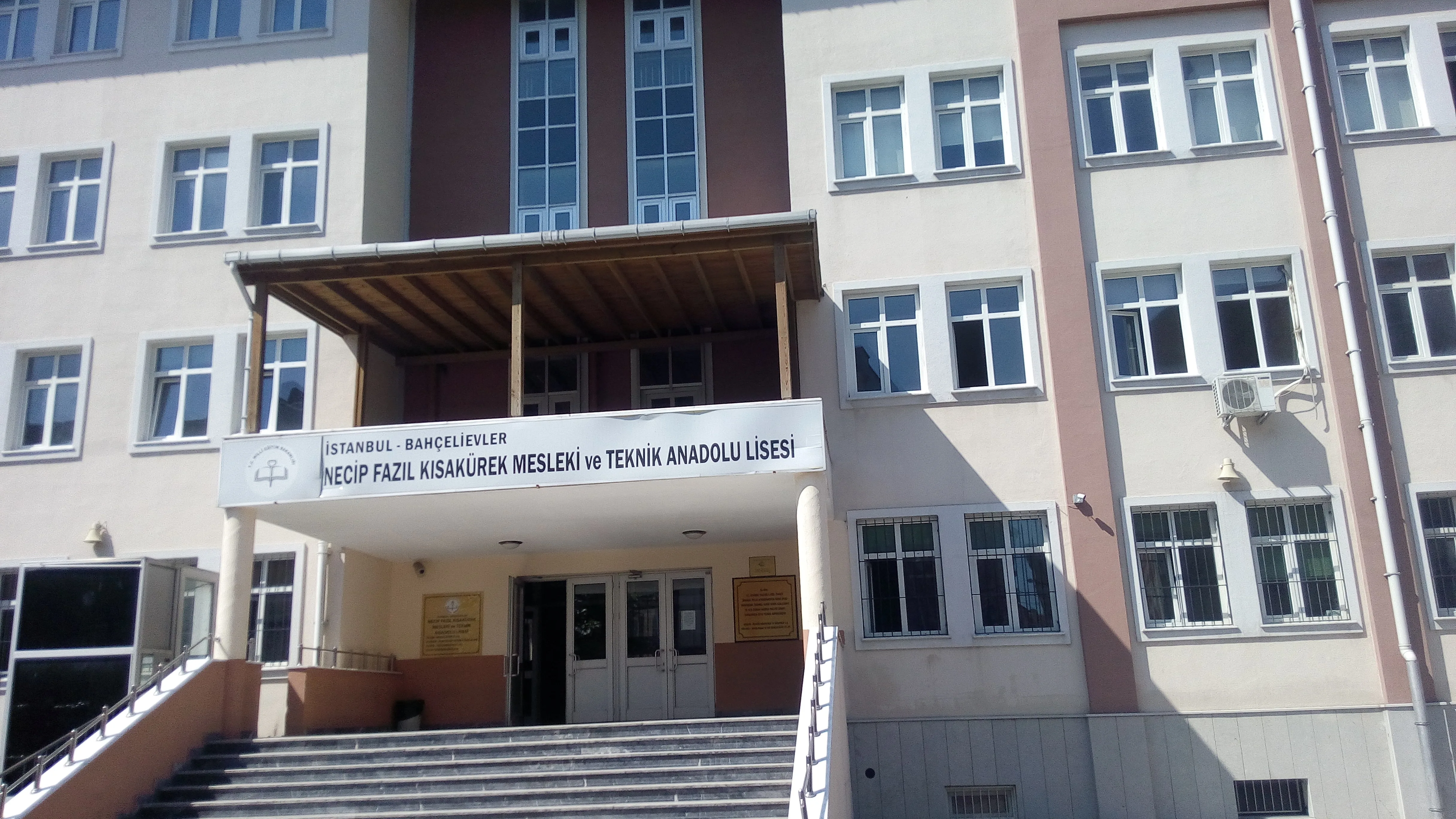 Necip Fazıl Kısakürek Mesleki Ve Teknik Anadolu Lisesi fotoğrafı