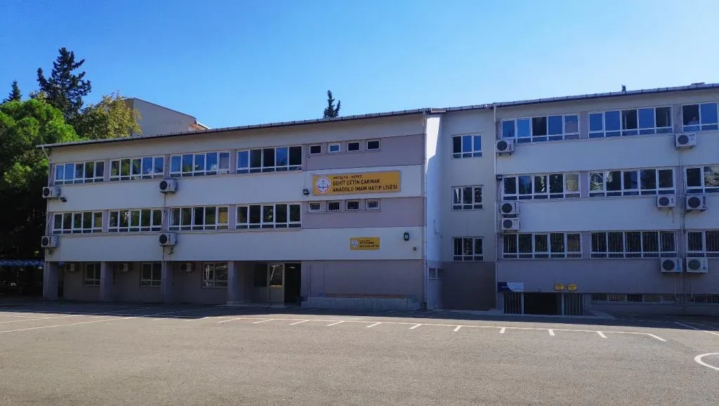 Şehit Çetin Çakmak Anadolu İmam Hatip Lisesi