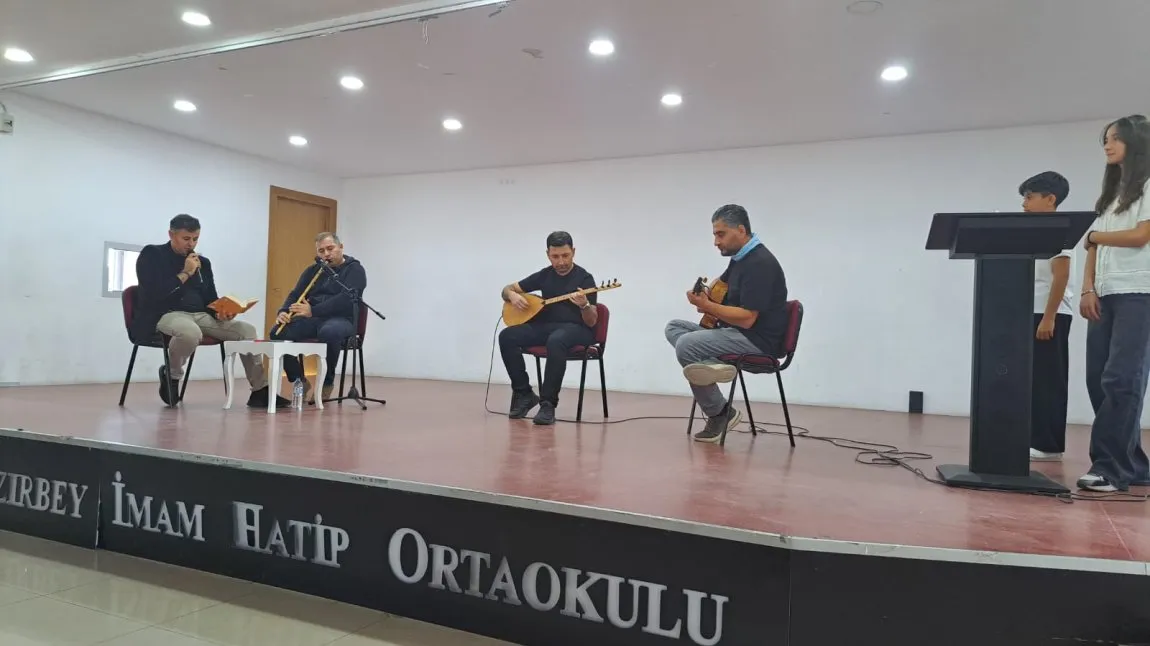 Hızırbey İmam Hatip Ortaokulu fotoğrafı