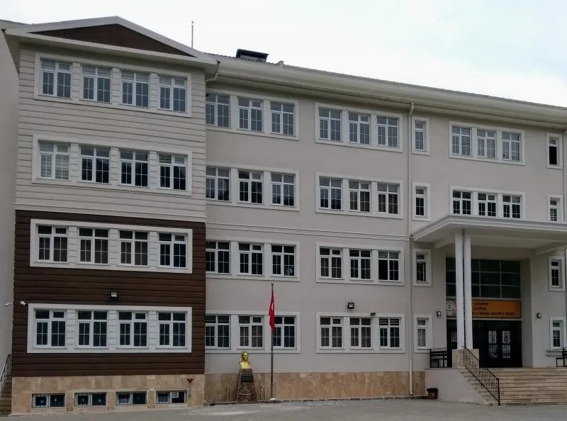 İsmail Çavuş Anadolu İmam Hatip Lisesi