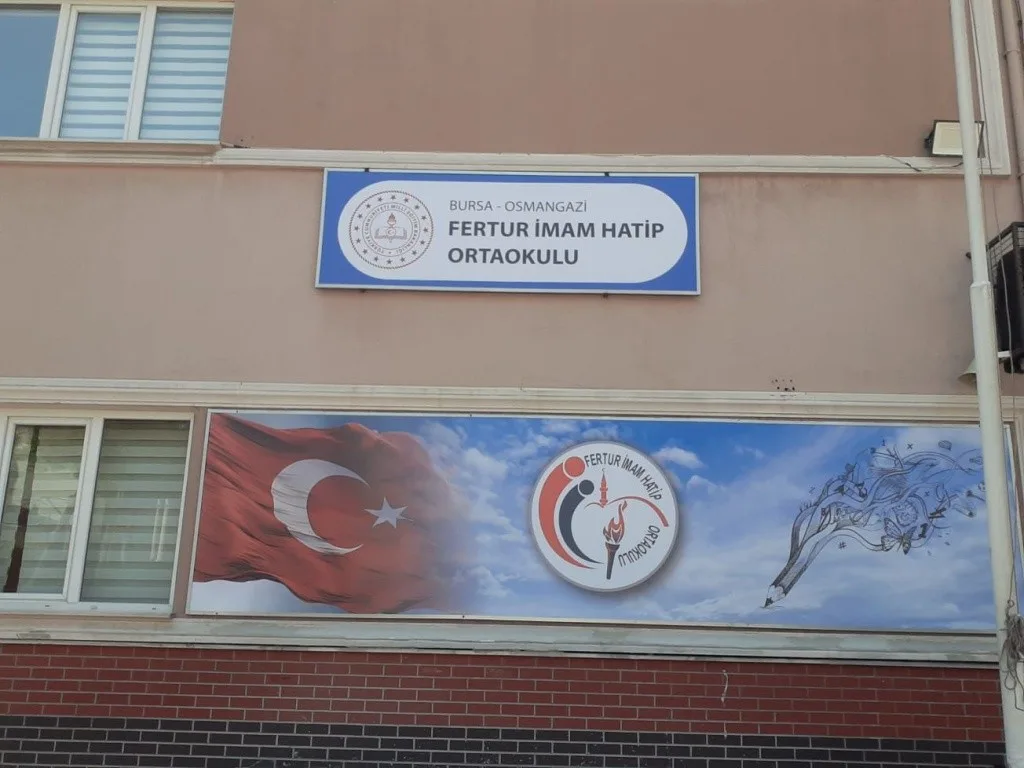 Fertur İmam Hatip Ortaokulu