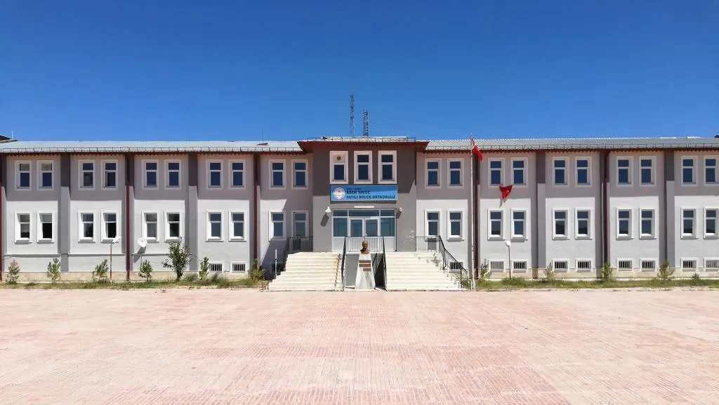 Adem Yavuz İlkokulu