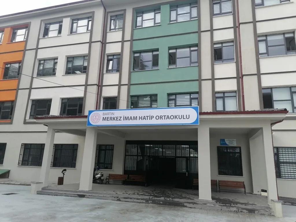 Kocareis İmam Hatip Ortaokulu