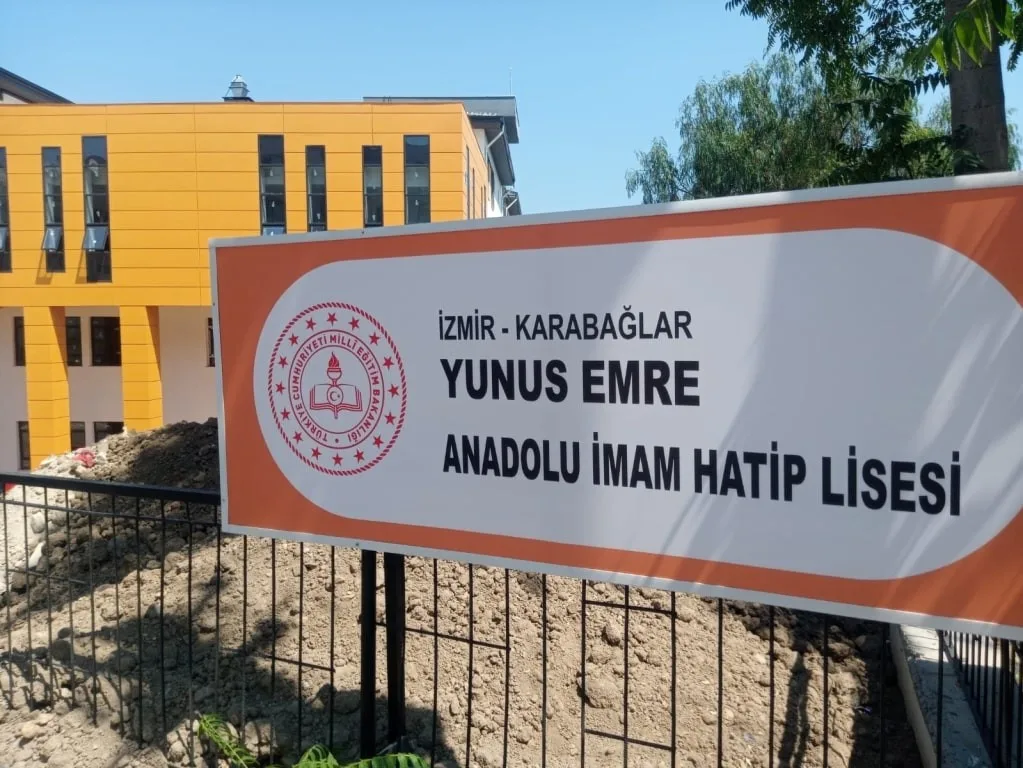 Yunus Emre Anadolu İmam Hatip Lisesi fotoğrafı