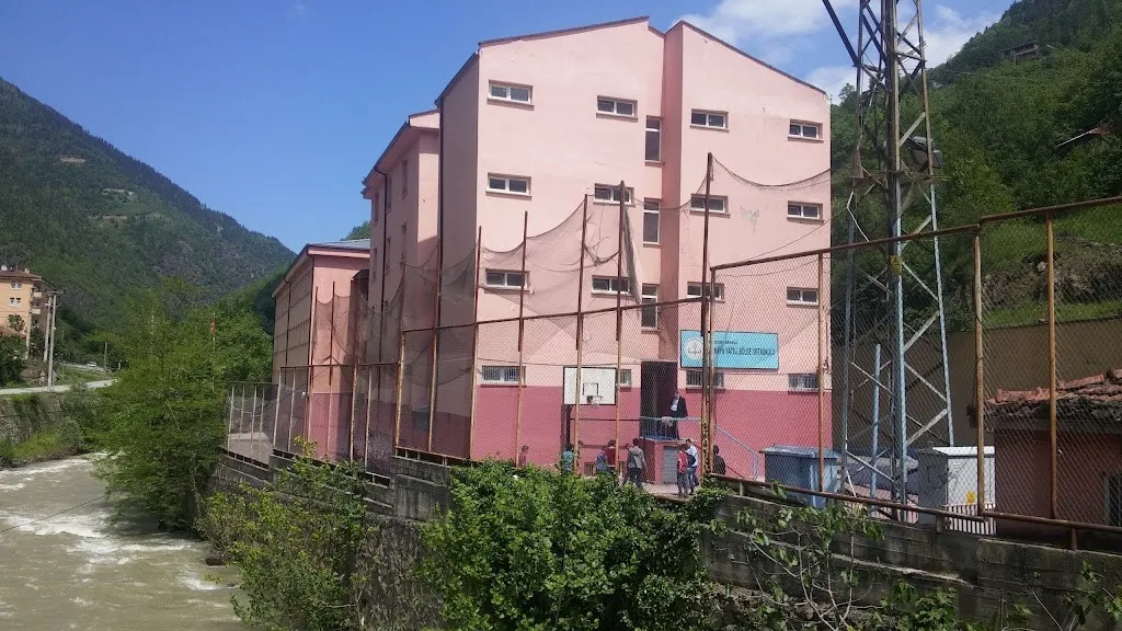 Çankaya İlkokulu fotoğrafı
