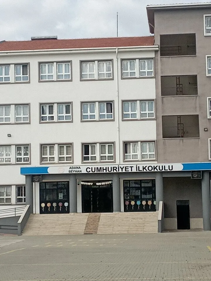 Cumhuriyet İlkokulu