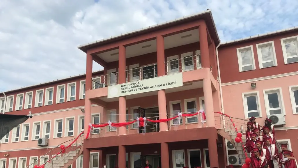 Cemil Midilli Mesleki Ve Teknik Anadolu Lisesi