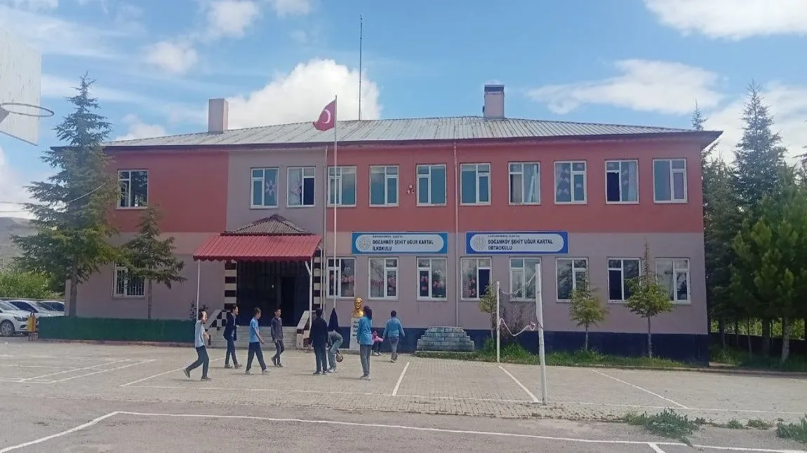 Doğanköy Şehit Uğur Kartal İlkokulu fotoğrafı