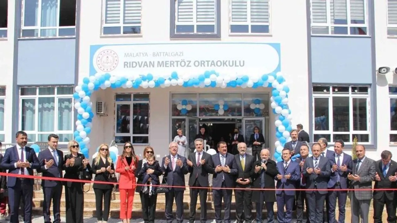 Rıdvan Mertöz Ortaokulu fotoğrafı