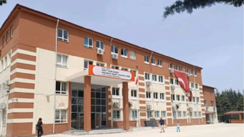 Nimet-Fahri Öksüz Turizm Mesleki Ve Teknik Anadolu Lisesi