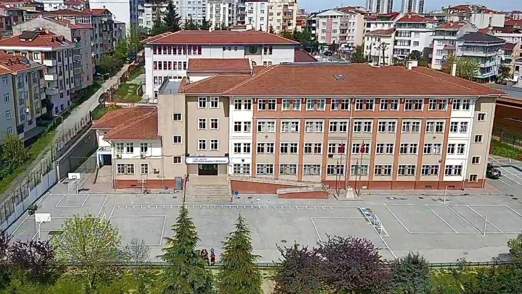 Ömer Dinçer İmam Hatip Ortaokulu