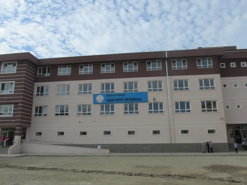 Tirebolu İmam Hatip Ortaokulu fotoğrafı