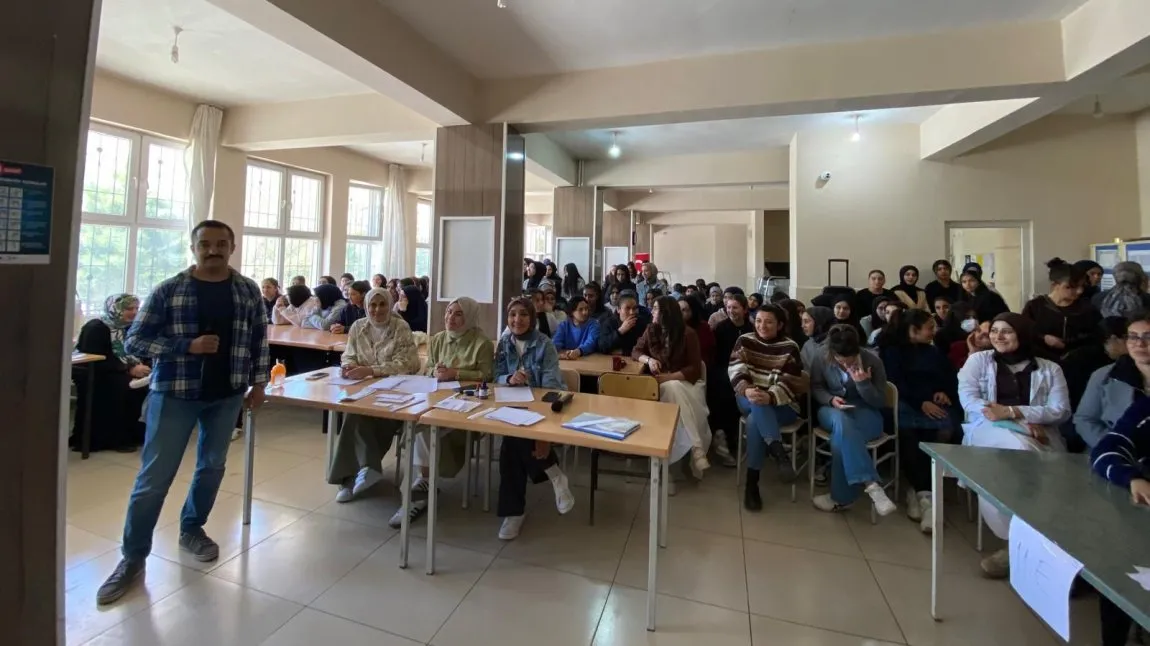 Selvihan Kız Anadolu İmam Hatip Lisesi