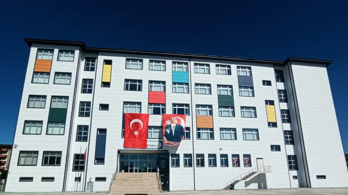 Çaycuma İmam Hatip Ortaokulu fotoğrafı