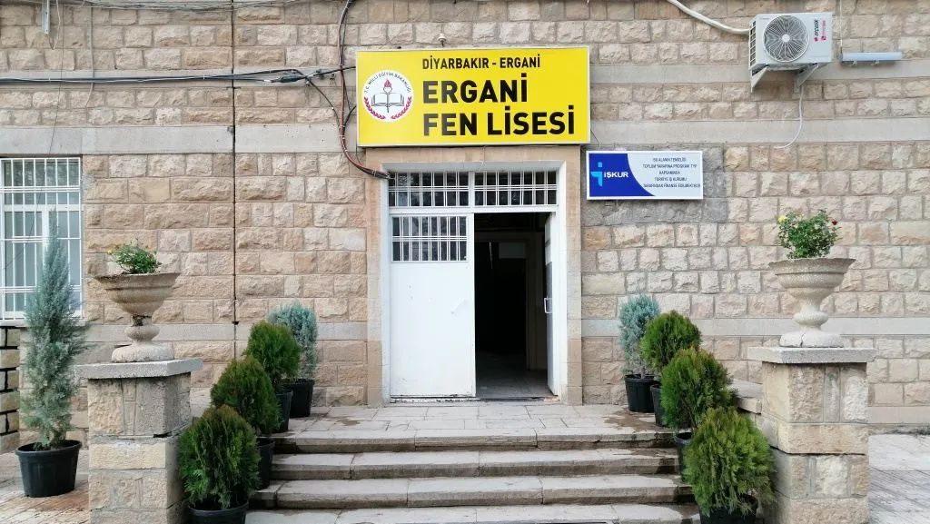 Ergani Fen Lisesi