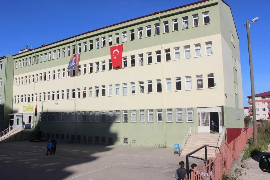 Mehmet Rüştü Aşıkkutlu Anadolu İmam Hatip Lisesi fotoğrafı