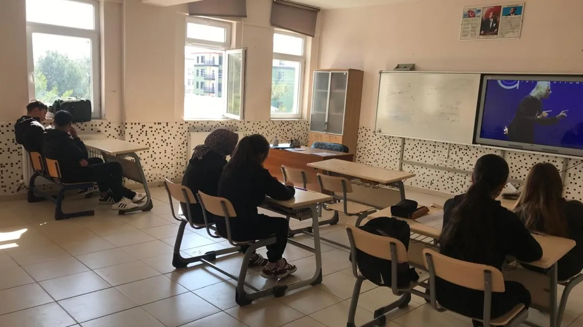 Başmakçı Şehit Hakan Köroğlu Anadolu İmam Hatip Lisesi fotoğrafı