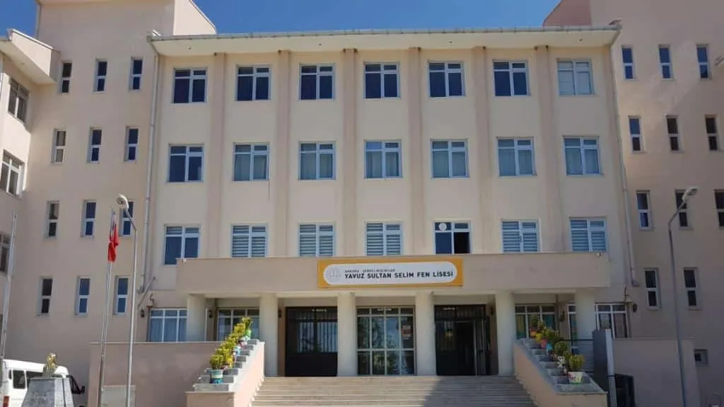 Yavuz Sultan Selim Fen Lisesi