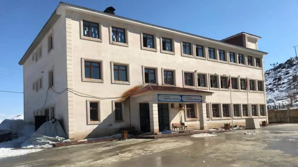 Ayvalıbağ Ortaokulu fotoğrafı