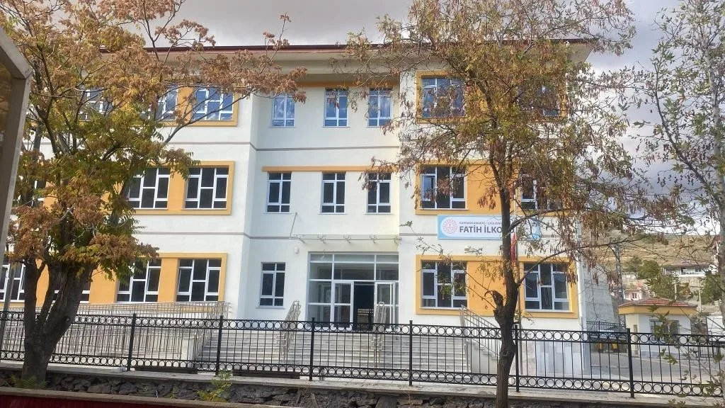 Fatih İlkokulu