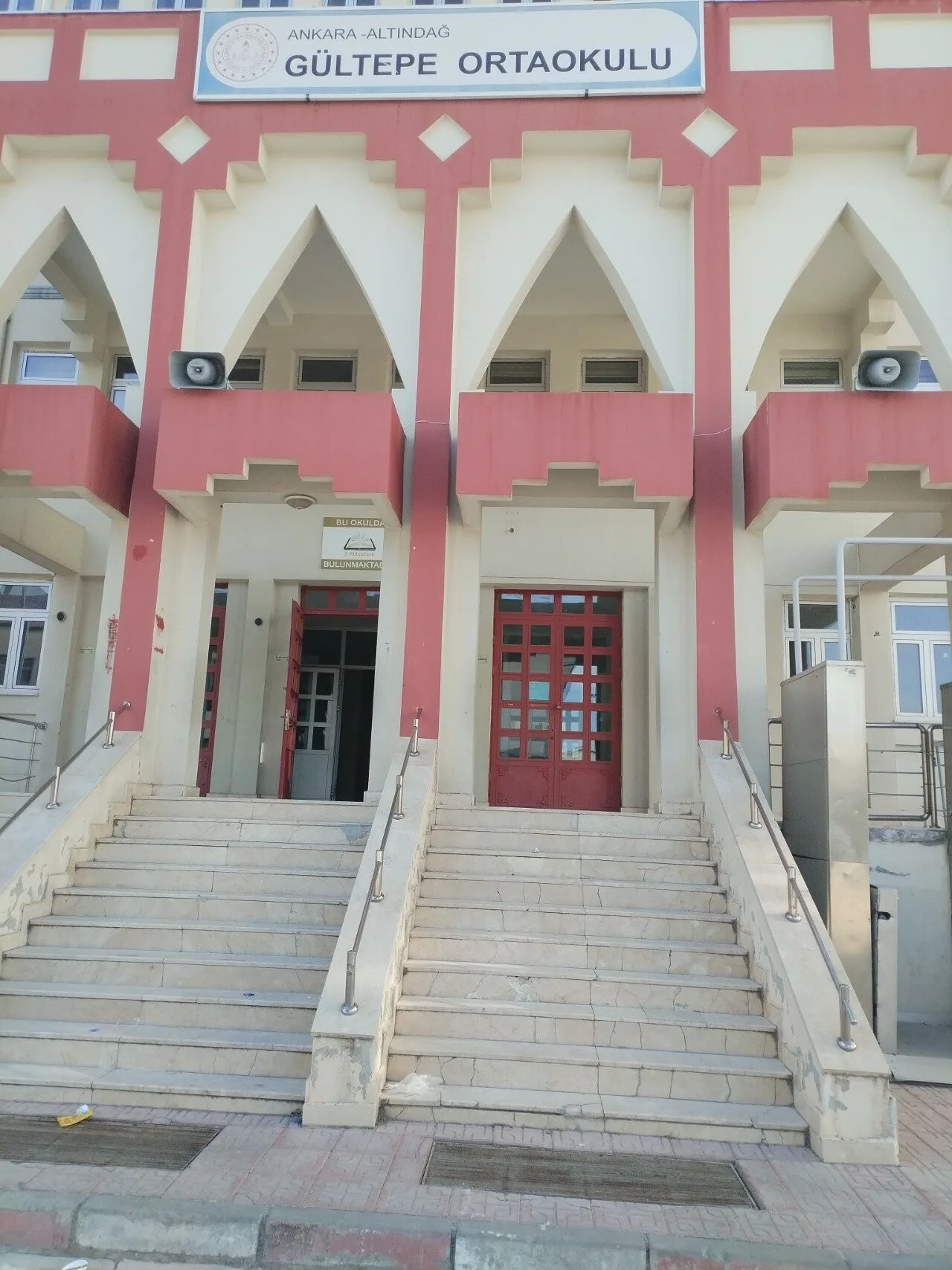 Altındağ Gültepe Ortaokulu fotoğrafı