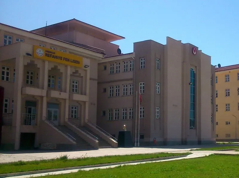 Refahiye Fen Lisesi fotoğrafı