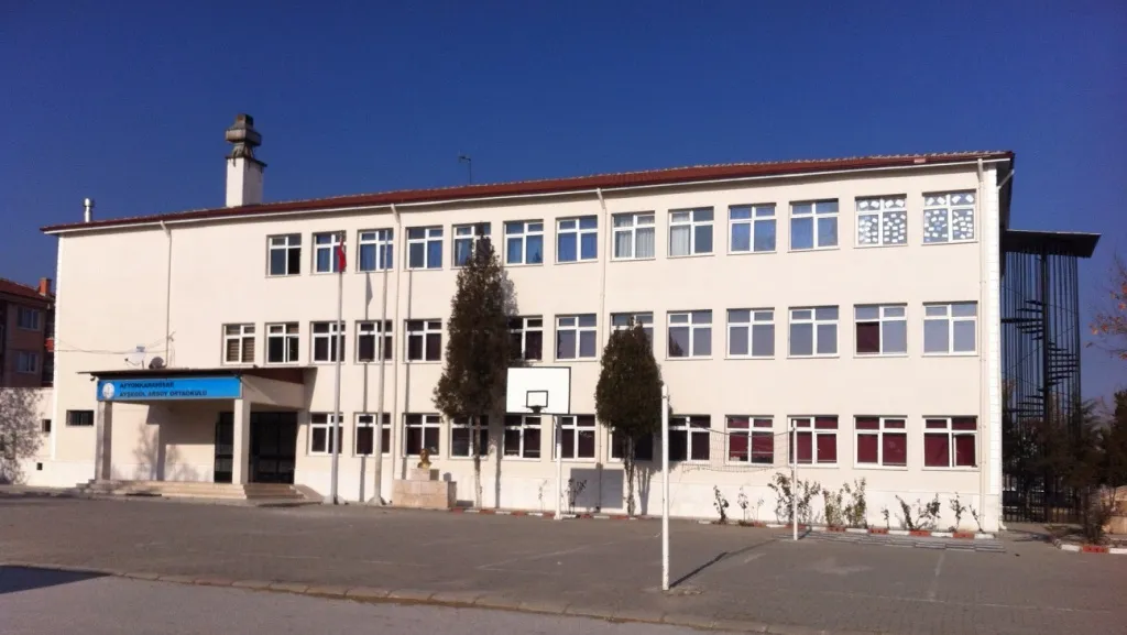 Ayşegül Arsoy Ortaokulu fotoğrafı