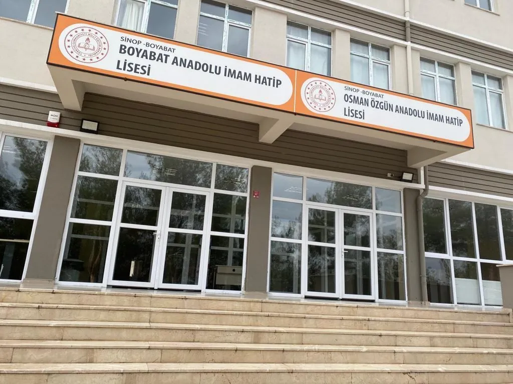Osman Özgün Anadolu İmam Hatip Lisesi fotoğrafı