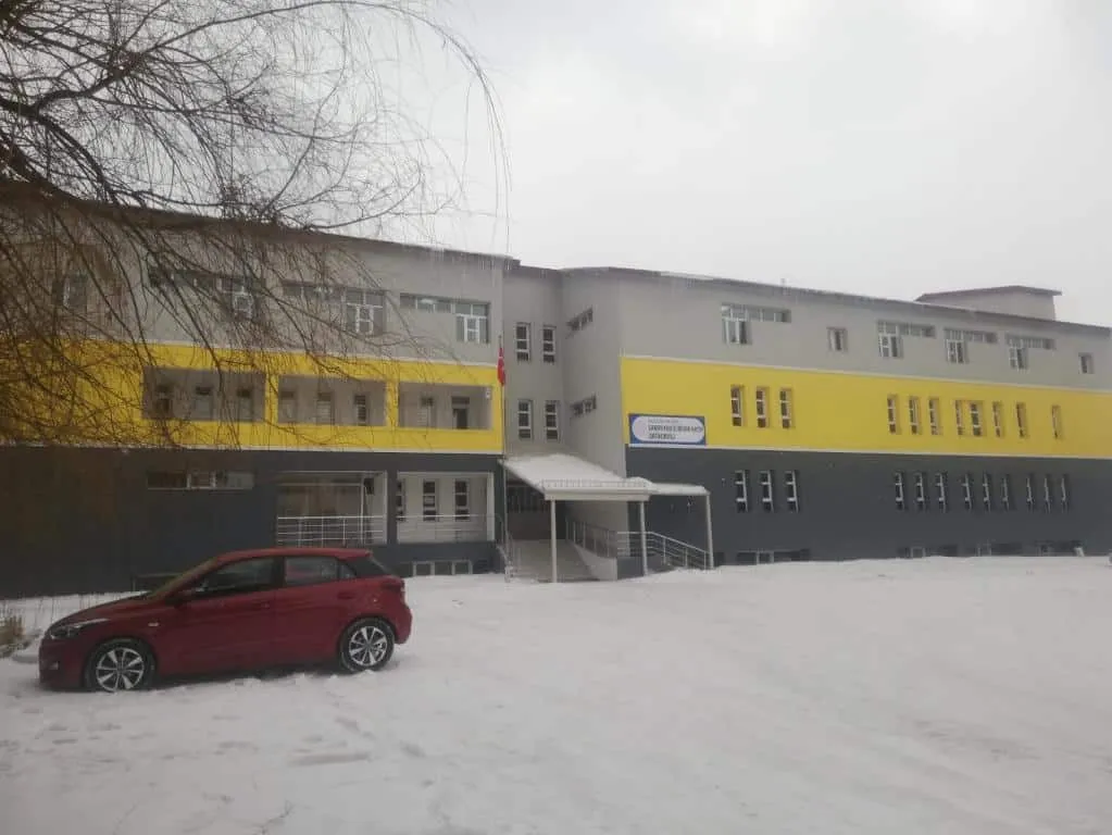 Sakıpefendi İmam Hatip Ortaokulu fotoğrafı
